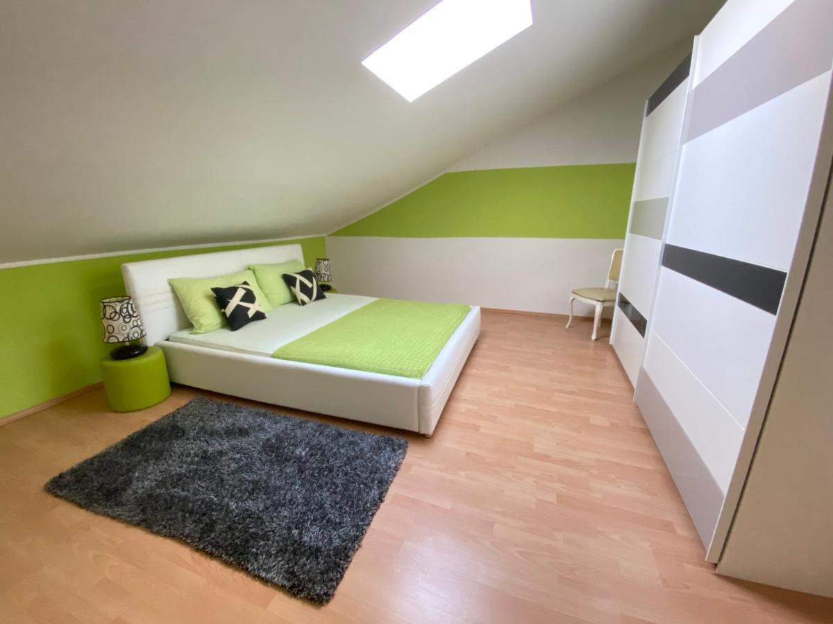 Apartments Suzi ซริกเวนิซา ภายนอก รูปภาพ