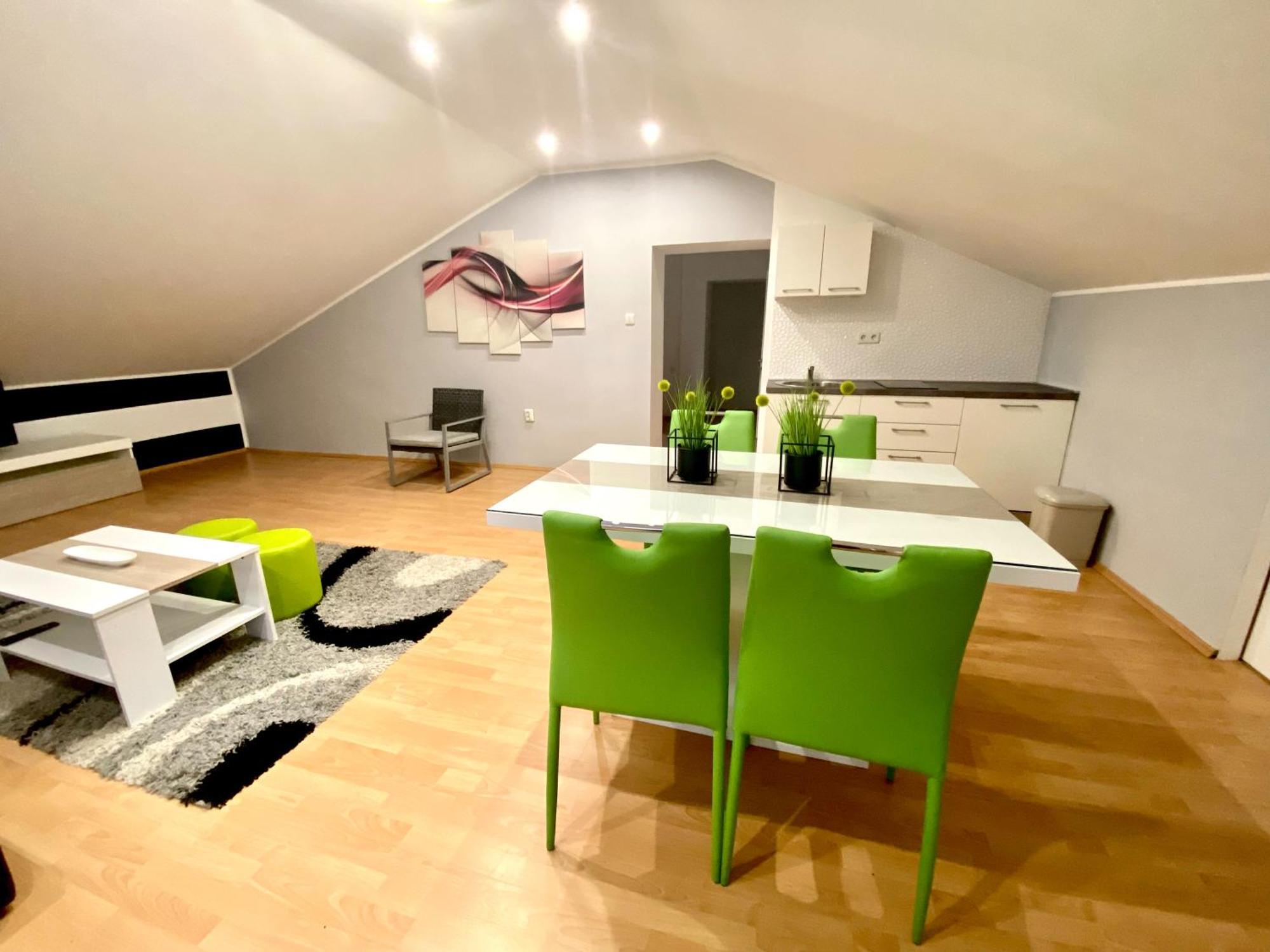 Apartments Suzi ซริกเวนิซา ภายนอก รูปภาพ