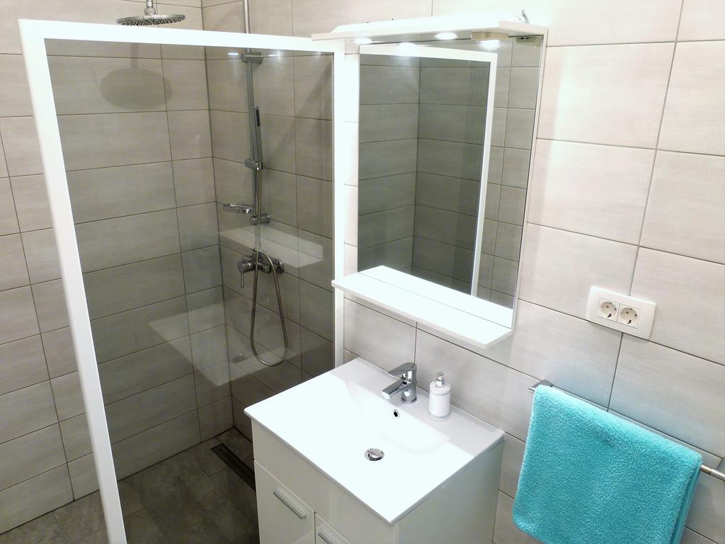 Apartments Suzi ซริกเวนิซา ภายนอก รูปภาพ
